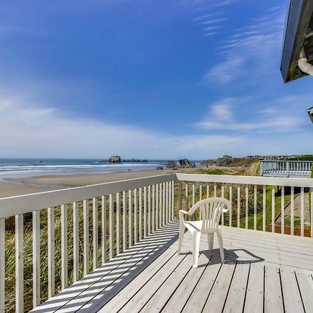 Spindrift Oceanfront Home バンドン エクステリア 写真